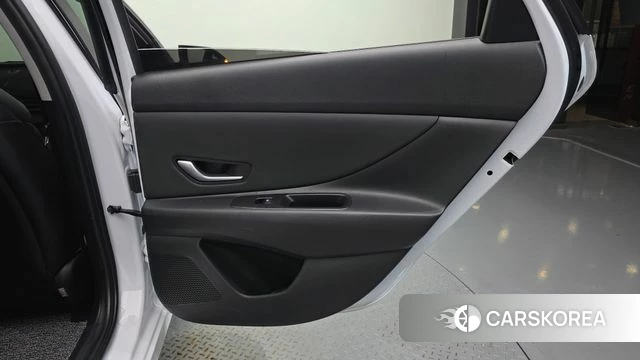 Hyundai The New Avante (CN7) id 4480676 из Кореи 17