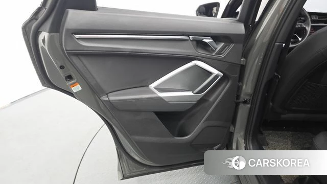 Audi Q3 (F3) id 4424159 из Кореи 17