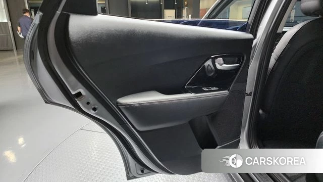 Kia Niro EV id 4383224 из Кореи 17
