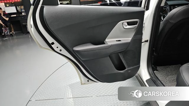 Kia Niro id 4459416 из Кореи 17