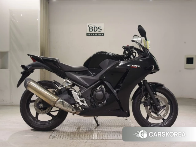 Проданный Honda CBR250R 2016 из Японии