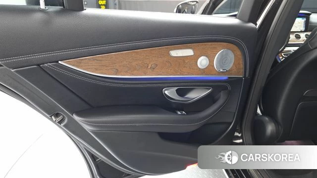 Mercedes-Benz E-Class W213 id 4203913 из Кореи 17