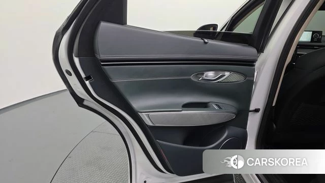 Genesis Electrified GV70 id 4618525 из Кореи 17