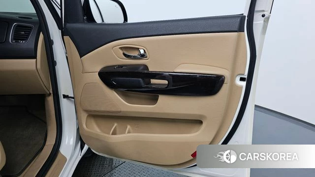 Kia The New Carnival id 4596312 из Кореи 17
