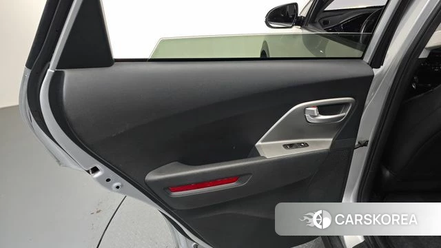 Kia Niro Plus id 4740516 из Кореи 17