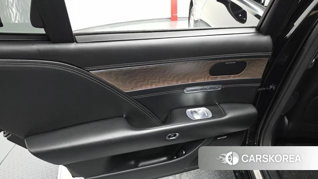 Genesis G90 (RS4) id 4500736 из Кореи 17