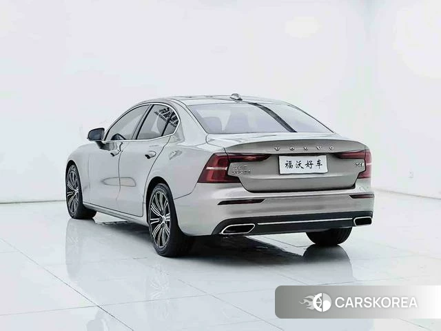 Volvo S60 id 4213313 из Китая 17