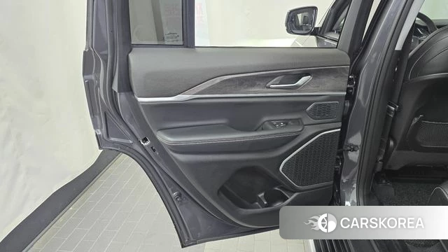 Jeep Grand Cherokee (WL) id 4792437 из Кореи 17