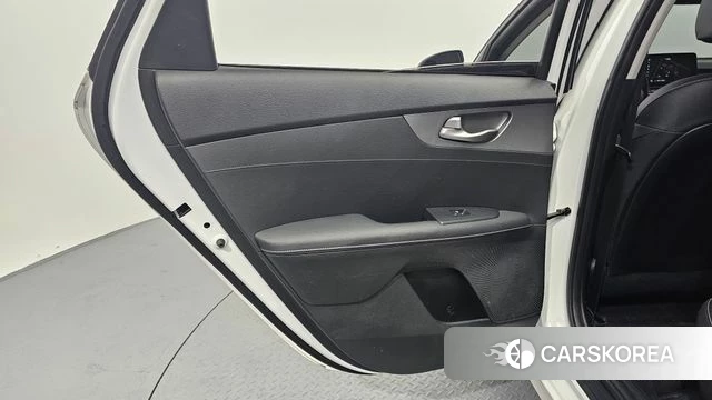 Kia Come New K3 id 4224544 из Кореи 17