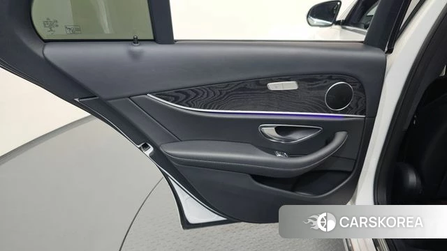 Mercedes-Benz E-Class W213 id 4459363 из Кореи 17