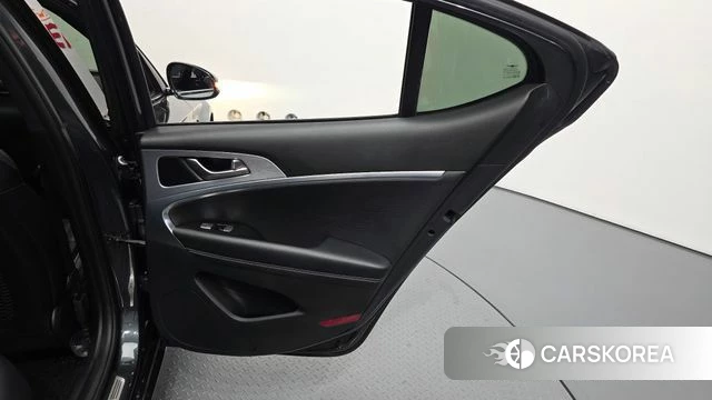 Genesis G70 id 4895689 из Кореи 17