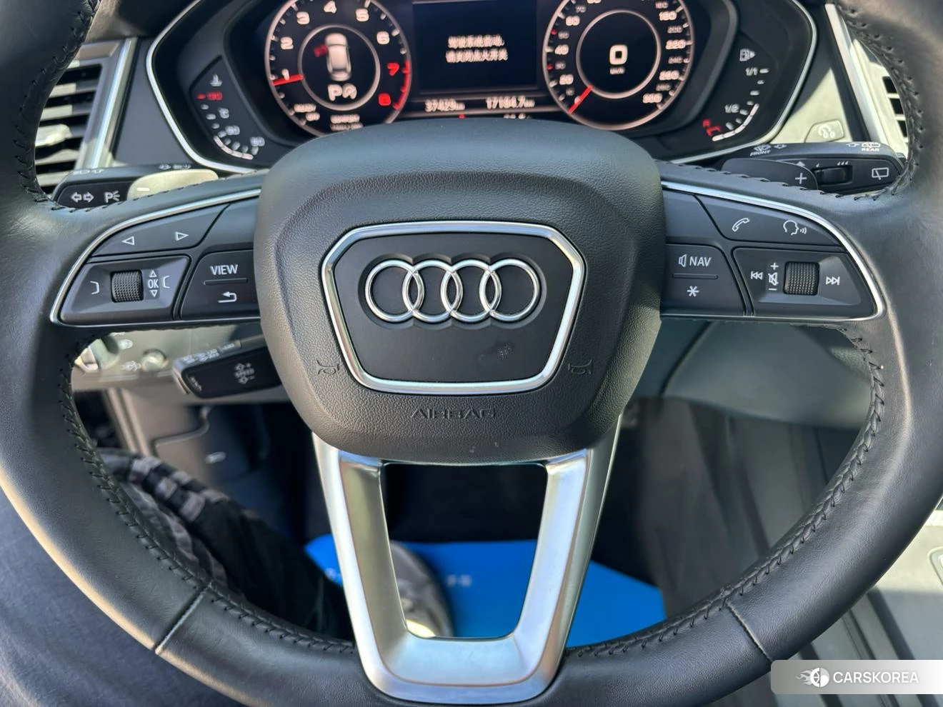 Audi Q5L id 4452774 из Китая 17