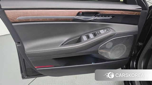 Genesis G90 id 4196092 из Кореи 17