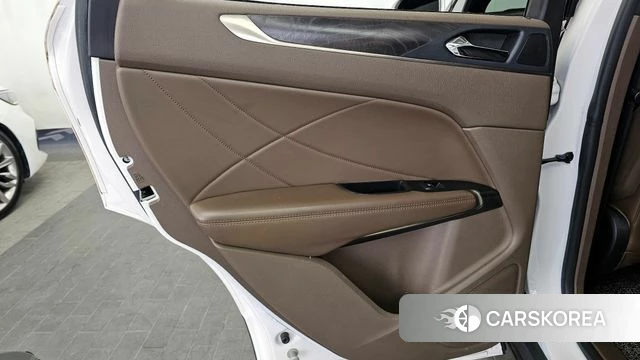 Lincoln MKC id 4305201 из Кореи 17