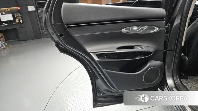 Genesis GV70 id 4650640 из Кореи 17