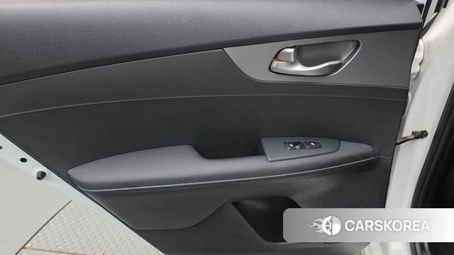Kia Come New K3 id 4930686 из Кореи 17