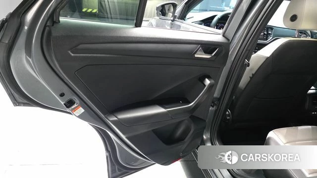 Volkswagen T-Roc id 4524811 из Кореи 17