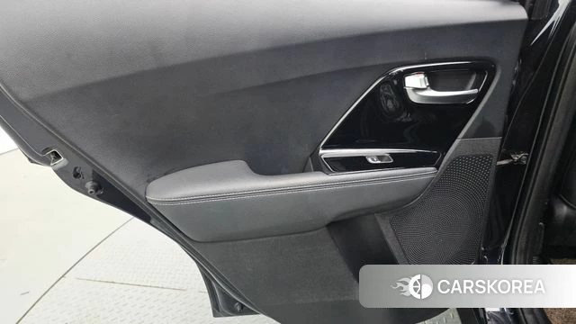 Kia Niro id 4944101 из Кореи 17