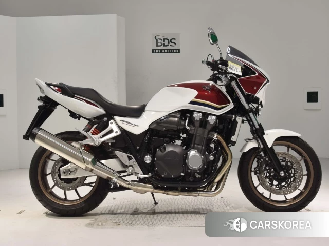 Проданный Honda CB1300SF 2018 из Японии, фото 2