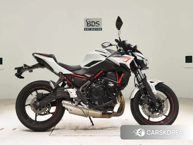 Проданный Kawasaki Z650 ABS 2022 из Японии, фото 2