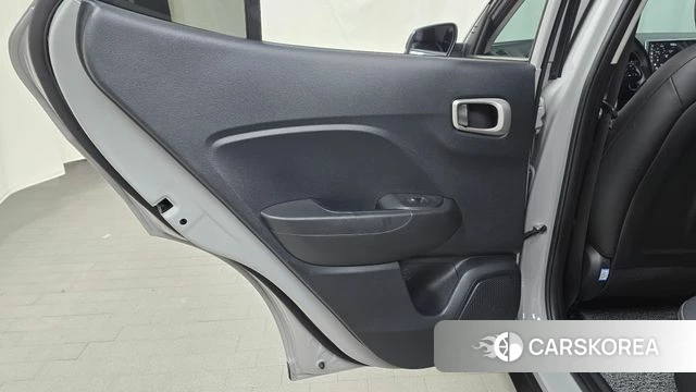 Hyundai Venue id 4354717 из Кореи 17