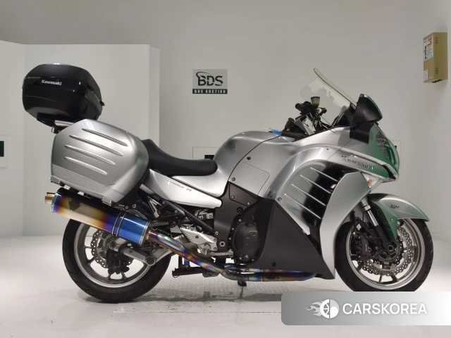 Проданный Kawasaki 1400GTR 2011 из Японии