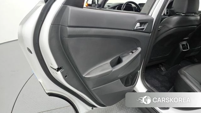 Hyundai All New Tucson id 4542710 из Кореи 17