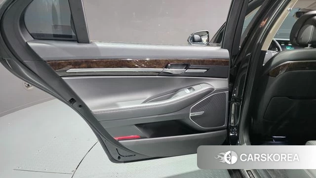 Genesis G90 id 4530515 из Кореи 17