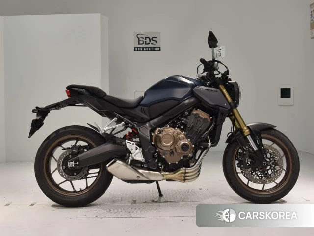Проданный Honda CB650R 2023 из Японии