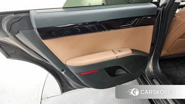 Hyundai Grandeur Hybrid (GN7) id 4421846 из Кореи 17