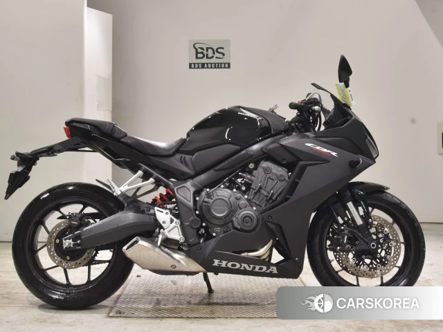 Проданный Honda CBR650R 2023 из Японии