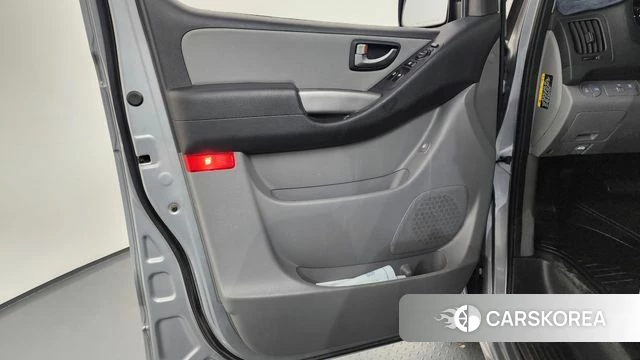 Hyundai The New Grand Starex id 4769905 из Кореи 17