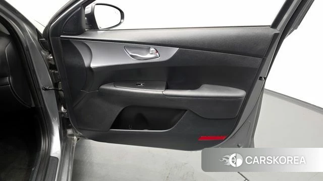 Kia The New K3 2nd generation id 4415215 из Кореи 17