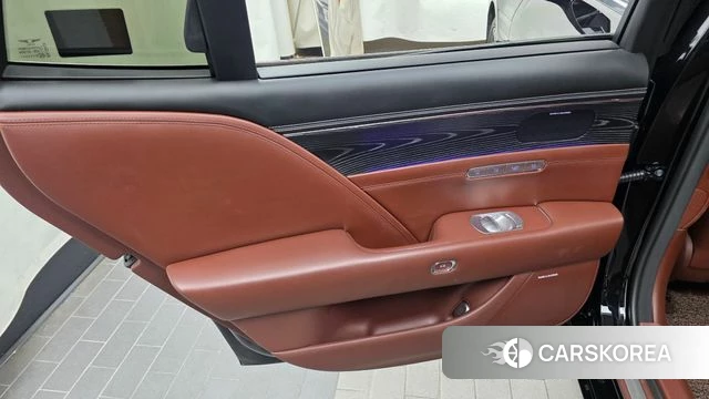 Genesis G90 (RS4) id 4835652 из Кореи 17