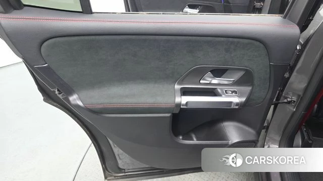 Mercedes-Benz GLB-Class X247 id 4519036 из Кореи 17