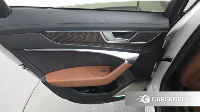 Audi A6 (C8) id 4470710 из Кореи 17