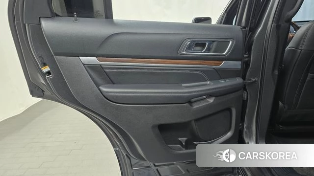 Ford Explorer id 4610558 из Кореи 17
