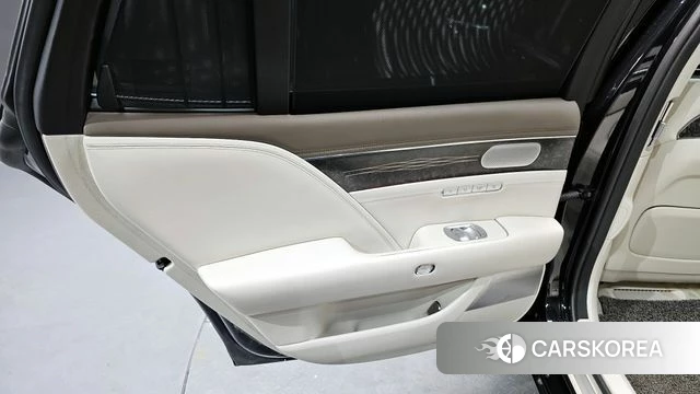 Genesis G90 (RS4) id 4223955 из Кореи 17