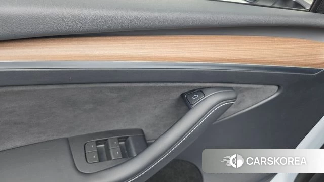 Tesla Model Y id 4427605 из Кореи 17