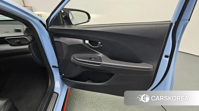Hyundai Veloster (JS) id 4390458 из Кореи 17