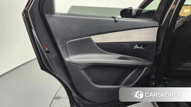 Peugeot 5008 second generation id 4422604 из Кореи 17
