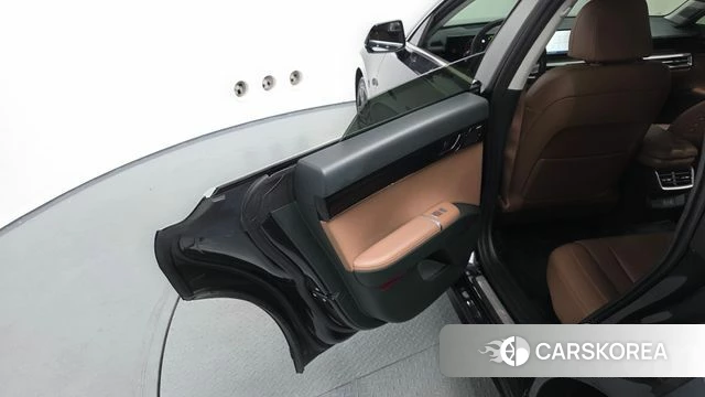 Hyundai Grandeur Hybrid (GN7) id 4591881 из Кореи 17