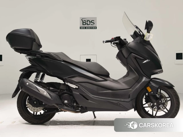 Проданный Honda FORZA 2018 из Японии