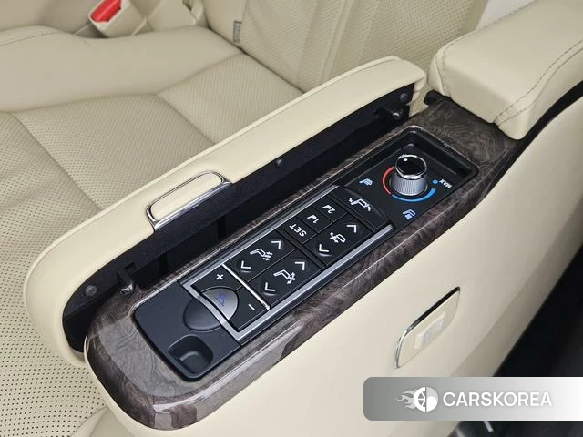 Toyota Wilfa id 4276438 из Китая 17