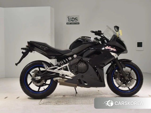 Проданный Kawasaki NINJA 400R 2011 из Японии