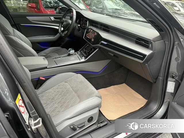 Audi A6L id 4365923 из Китая 17