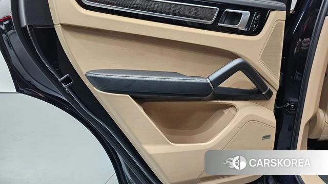 Porsche Cayenne (PO536) id 4632983 из Кореи 17