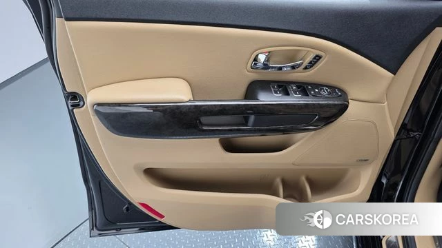 Kia The New Carnival id 4604853 из Кореи 17