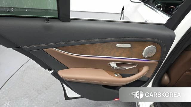 Mercedes-Benz E-Class W213 id 4741366 из Кореи 17