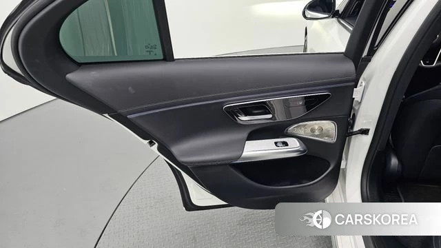 Mercedes-Benz E-Class W214 id 4474490 из Кореи 17